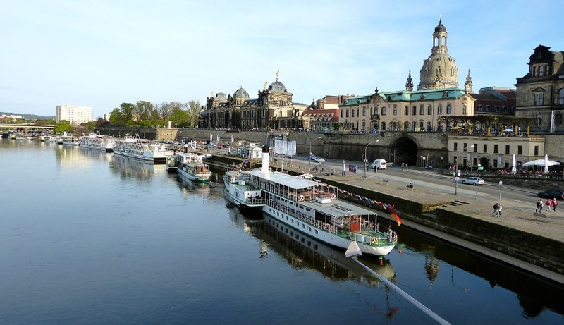 dresden-2815807_1920.jpg