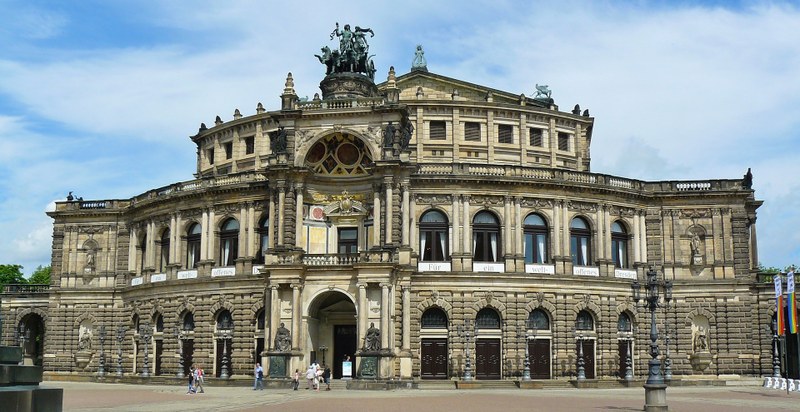 dresden-806849_1920.jpg